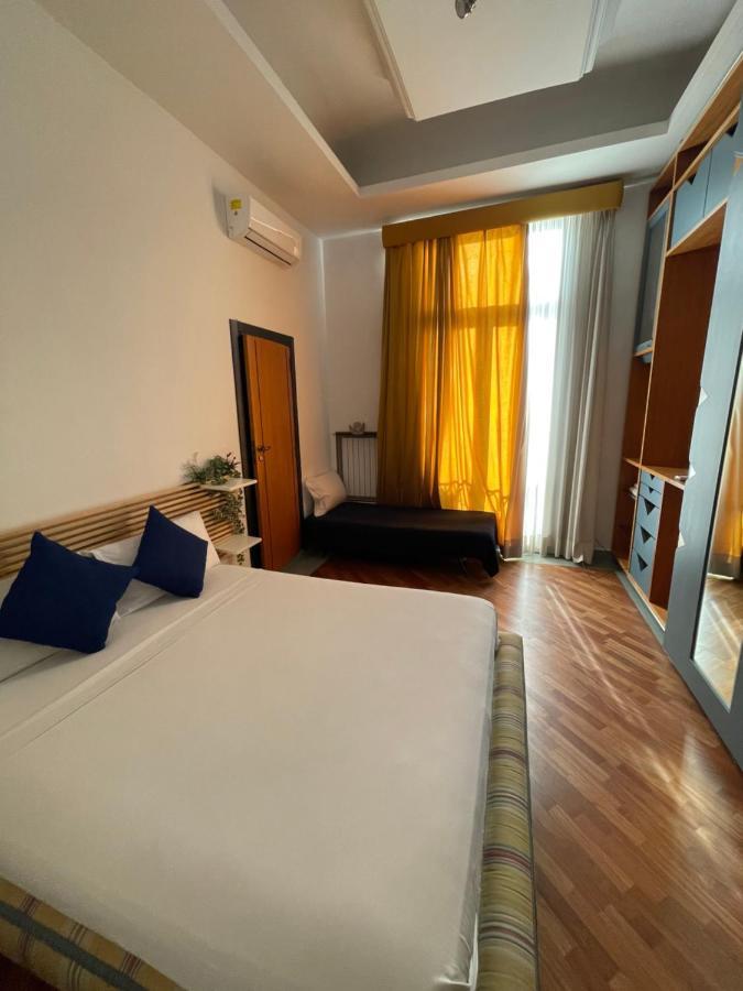 Lanova 21 Rooms Napels Buitenkant foto