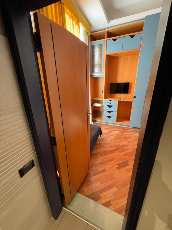 Lanova 21 Rooms Napels Buitenkant foto