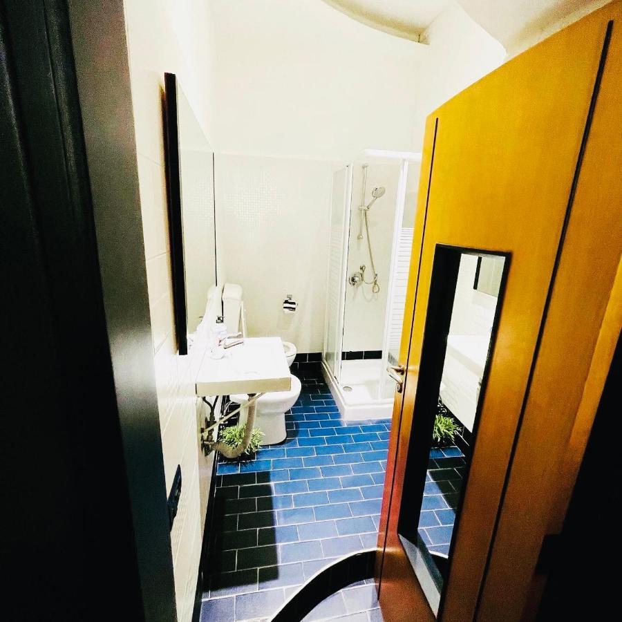 Lanova 21 Rooms Napels Buitenkant foto