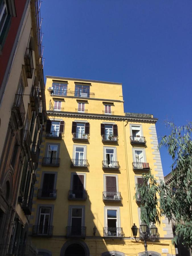Lanova 21 Rooms Napels Buitenkant foto