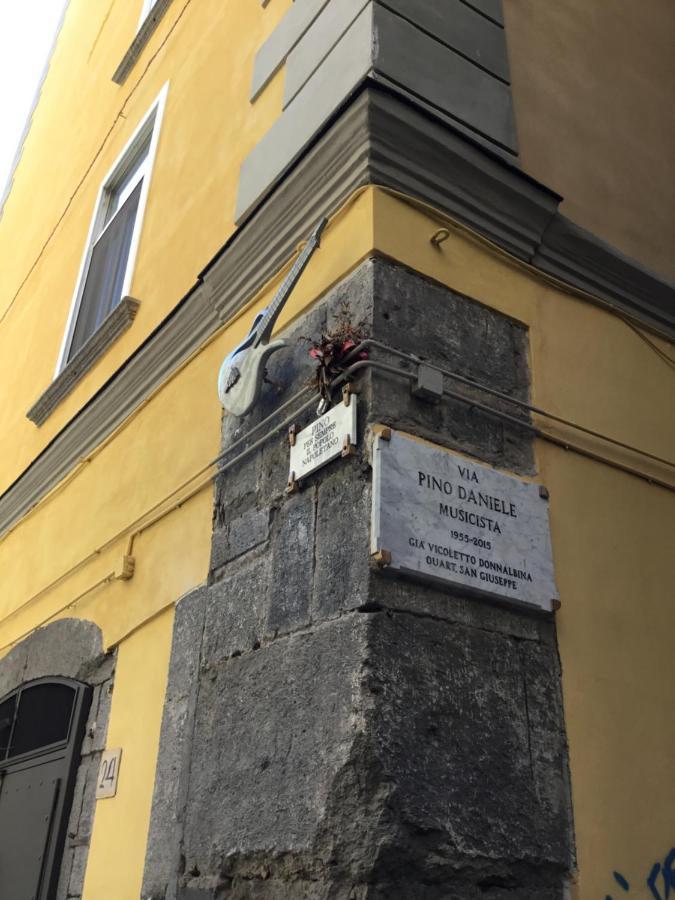 Lanova 21 Rooms Napels Buitenkant foto